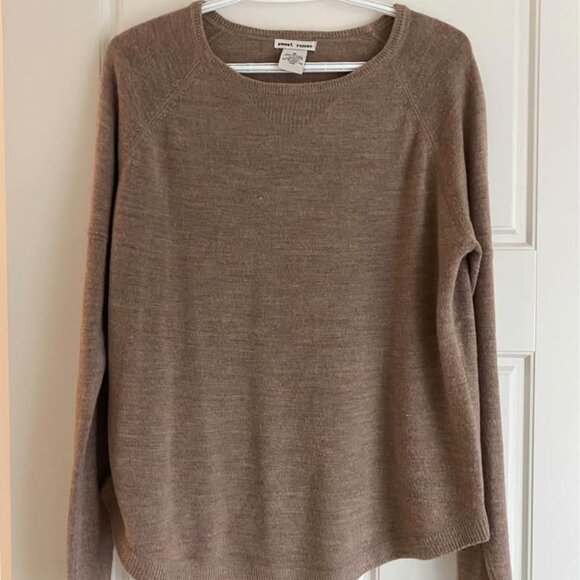 Light Brown Sweater Size Medium - Picture 1 of 3